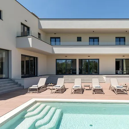 Holiday home Beautiful In Burjaki With Sauna Bezjaki