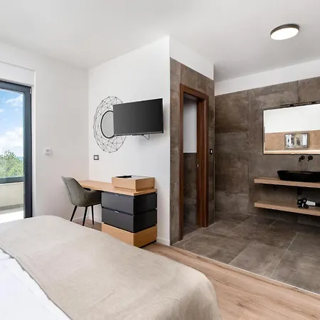 Beautiful In Burjaki With Sauna * Trgetari