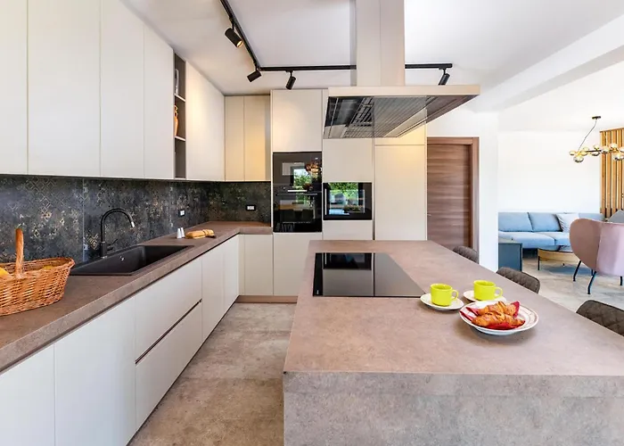 Beautiful In Burjaki With Sauna *