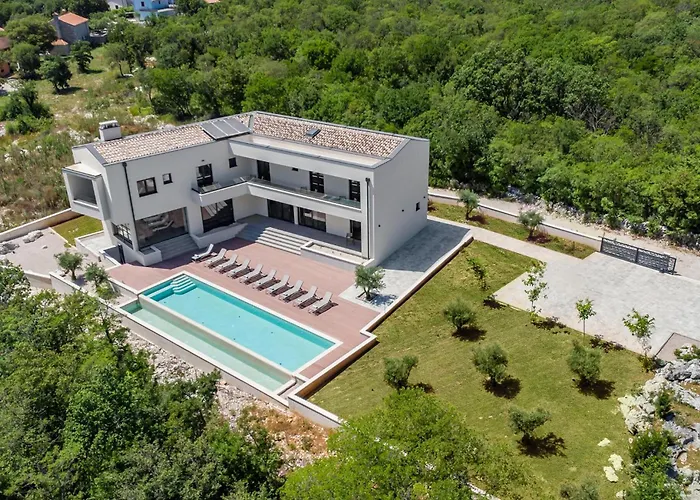 Beautiful In Burjaki With Sauna Bezjaki